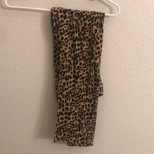 PINK Victoria's Secret Pants - Pink Victoria's Secret leopard leggings PINK Victoria's Secret Pants - Pink Victoria's Secret leopard leggings